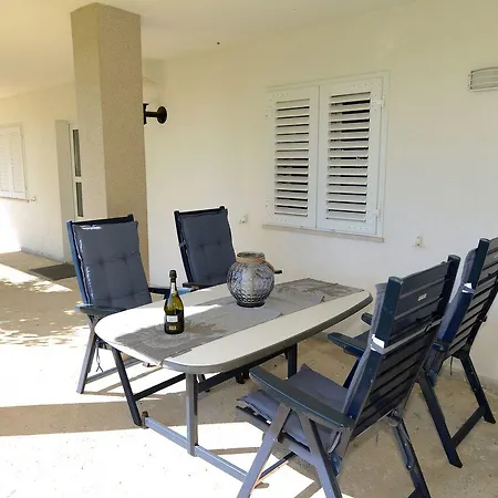 Apartment Ruzmarin Makarska