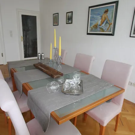 Apartment Ruzmarin